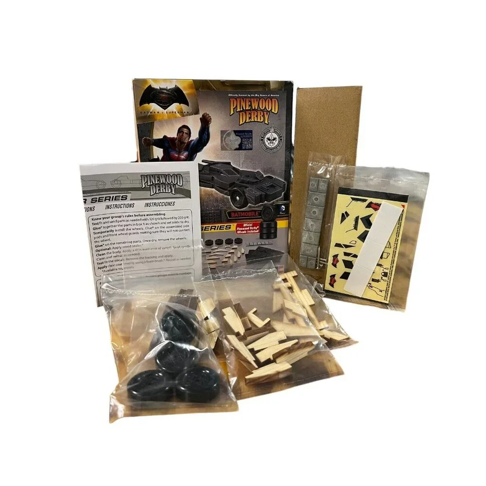 Revell Batman v Superman: BATMOBILE Pinewood Derby‎ Racer Series, Complete